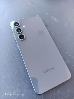 Samsung S24FE