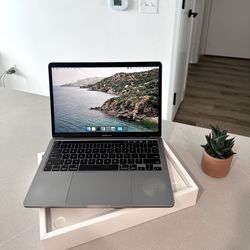 MacBook Pro 13” (2020) – Intel i5 / 8GB RAM/ 512GB SSD - Touch Bar Space Gray
