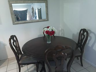 Dining set