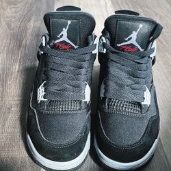 Jordan 4 Retro SE