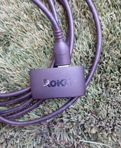 Roku 3930X With HDMI Cord