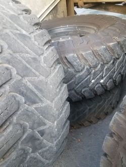 Two tires have 20% life left two other tires have 75% magnet one Rim is completely damaged