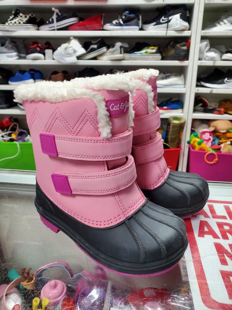 New Snow Boots Size 11