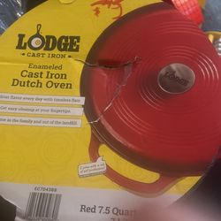 Lodge Cast Iron Dutch Oven