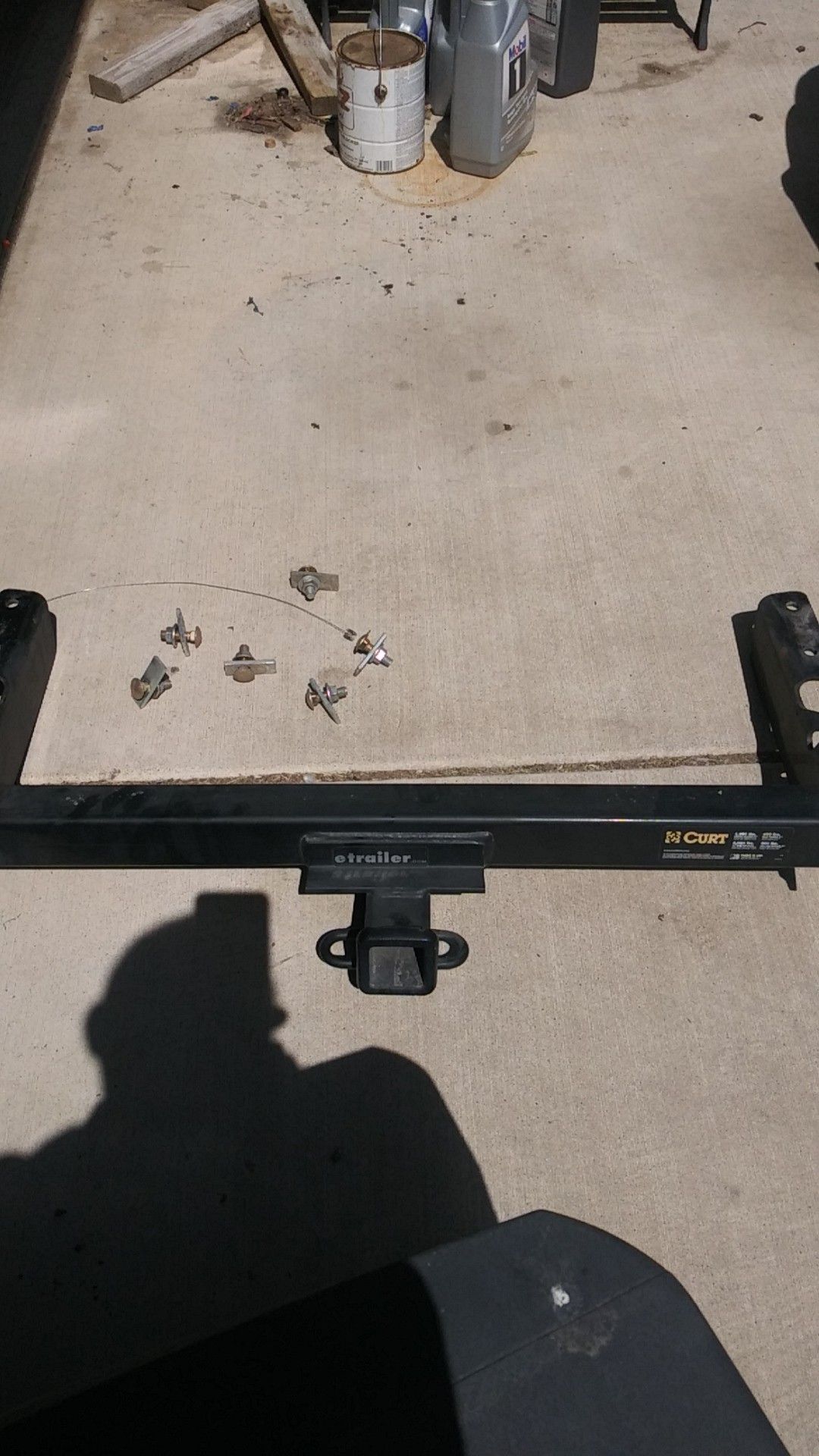 CURT TRAILER HITCH