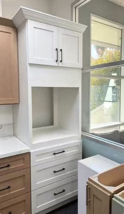 Solid Wood Single Ovens Cabinet, Open Size: 28 1/2"W x 33"H, 31 1/2"W x 90"H x 24"D,2 Doors,3 Drawers