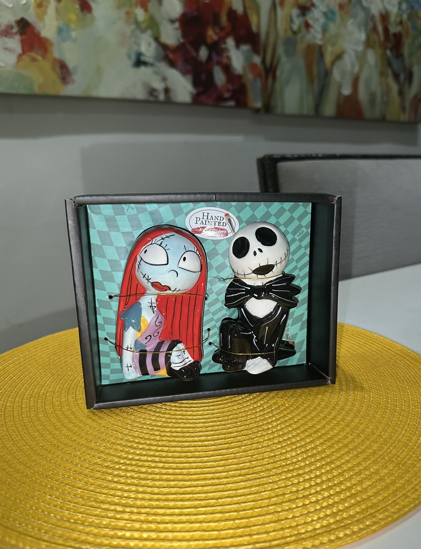 Disney Tim Burton The Nightmare Before Christmas Salt and Pepper Shakers Set NEW