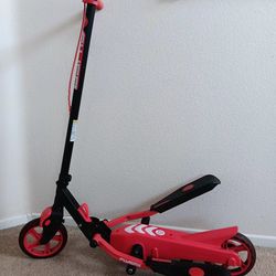 Y Flyer Stepper Scooter