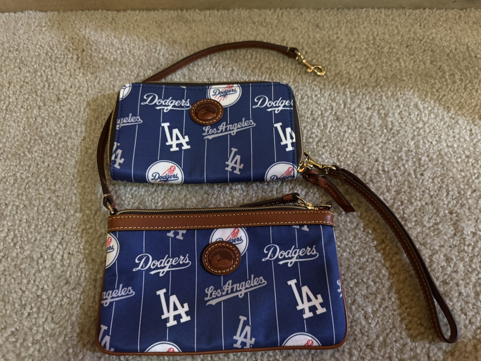 Los Angeles LA Dodgers Dooney & Bourke Lot Of 2 Wristlet And Small Wallet EUC