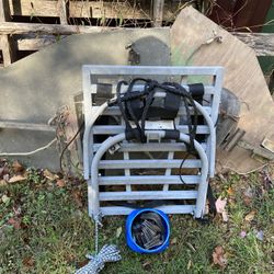 Hang-on hunting platforms