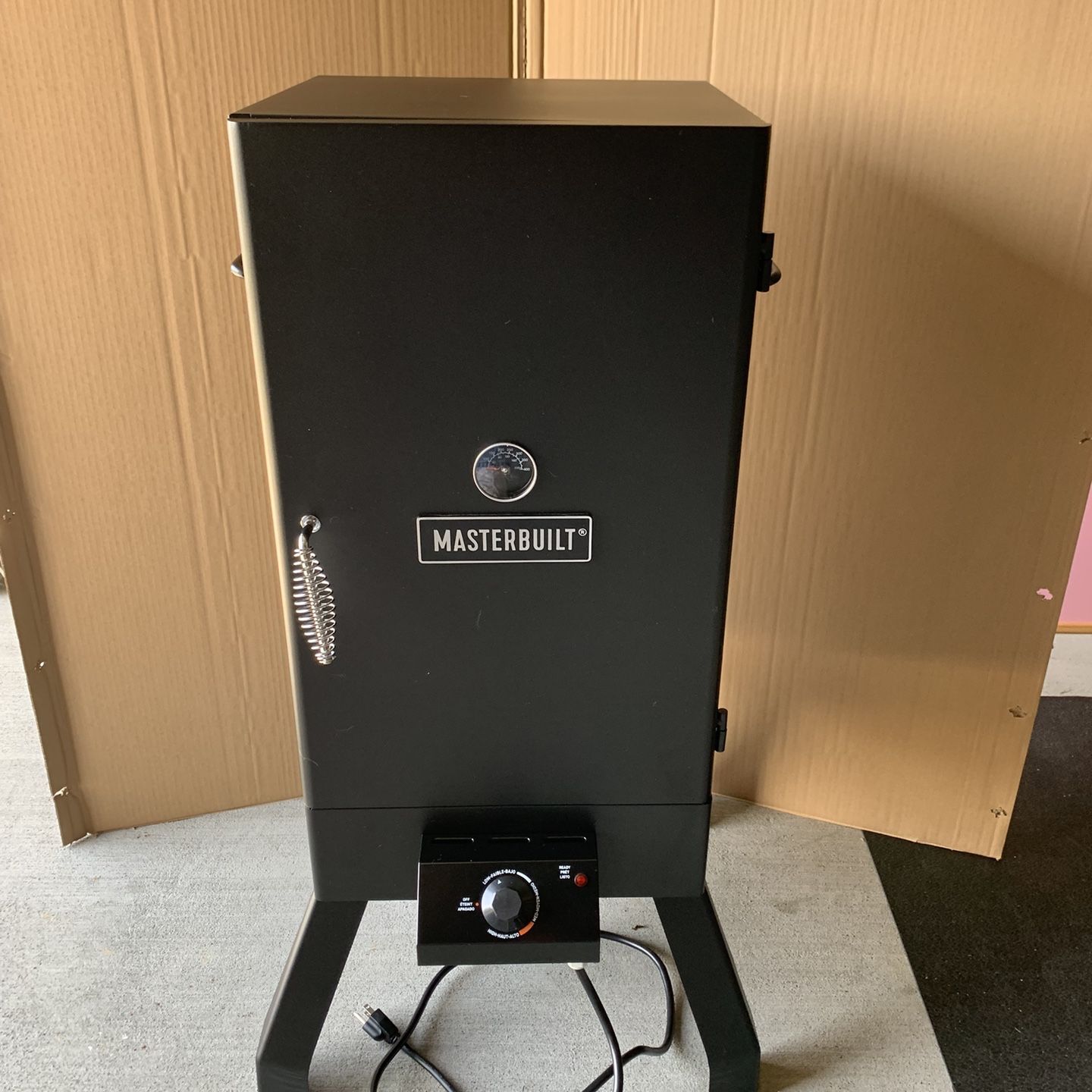 Masterbuilt Electric Smoker: