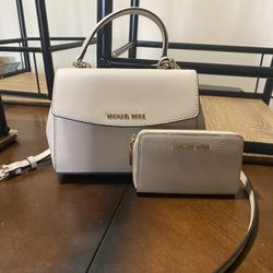 Michael Kors Crossbody