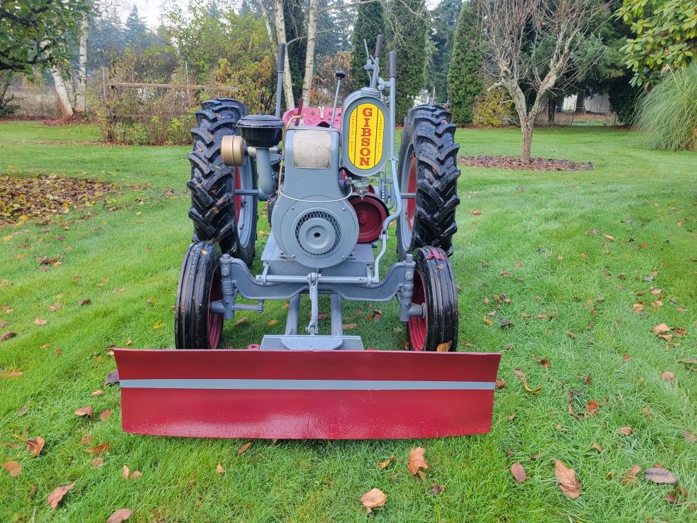 Gibson Garden Tractor Model D 