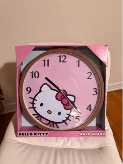 Hello Kitty Clock