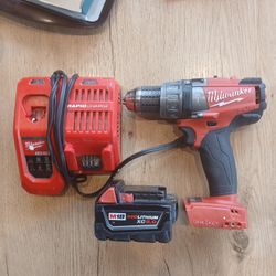 Milwaukee Drill Driver Hammer M18 