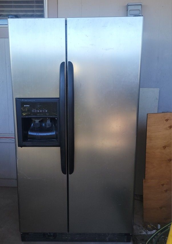 KENMORE REFRIGERATOR