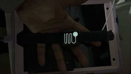 Apple Watch 5 Series 40mm ( Locked )