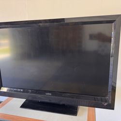 36” Tv/ Monitor 