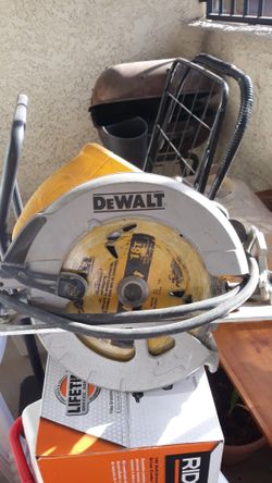 Dewalt Saw