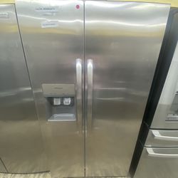 Frigidaire 36” Stainless Steel Side By side Refrigerator 