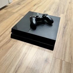 PS4 + Controller