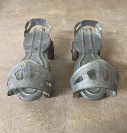 Children’s vintage metal roller skates