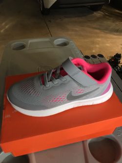 Nike girls size 13C shoes NEW