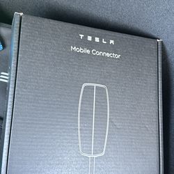 Gen 3 Tesla mobile connector