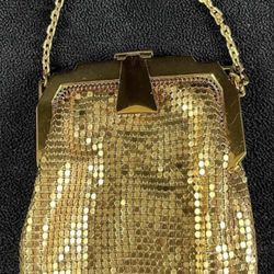 Vintage Art Deco Whiting and Davis Purse