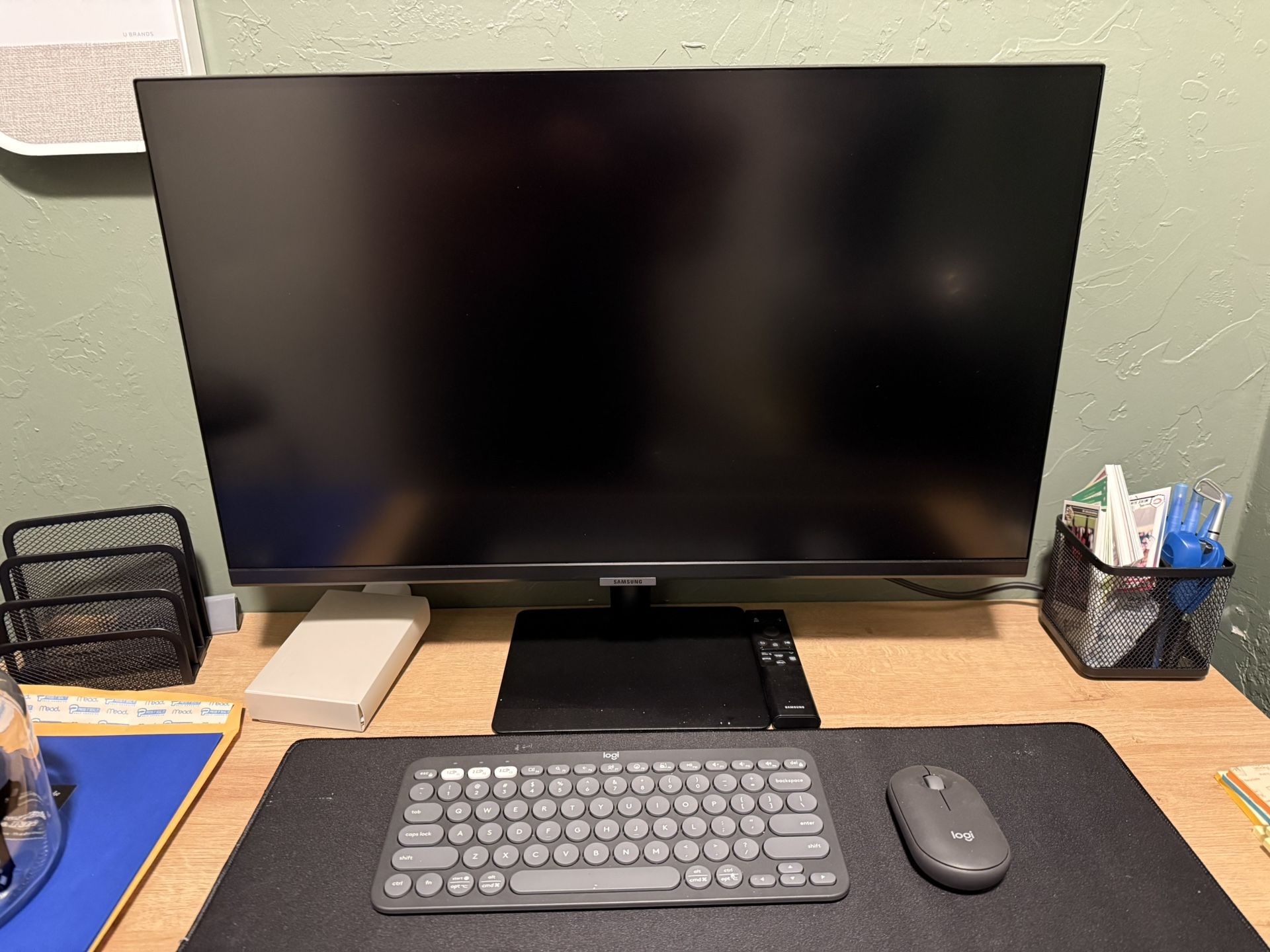 Samsung M5 Smart Monitor
