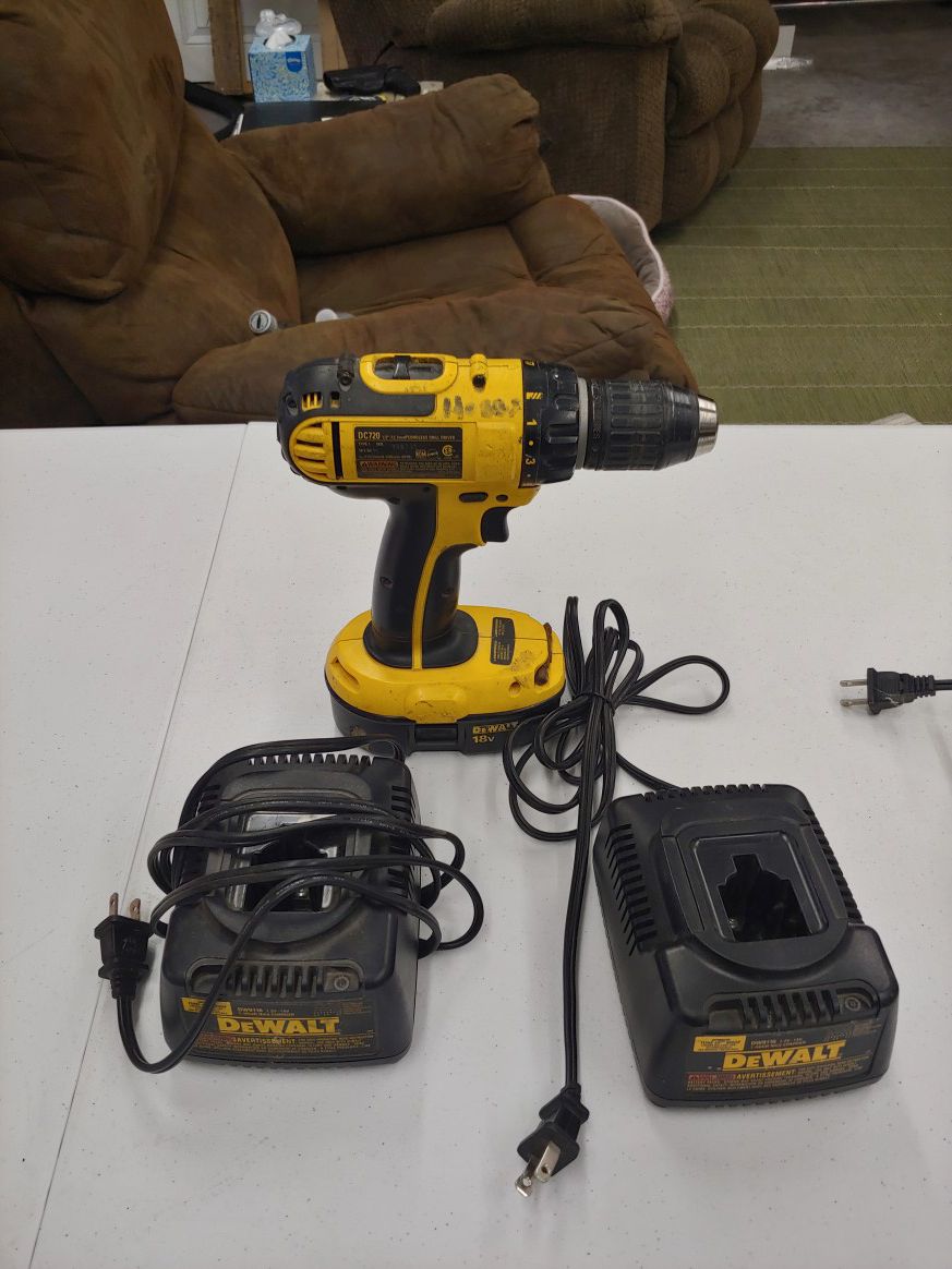 Dewalt 18 volt drill with battery and two chargers