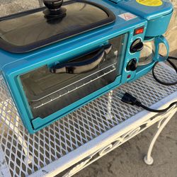 Good condition small oven  with coffee maker