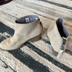 Women’s Ankle Boots Size 6.5