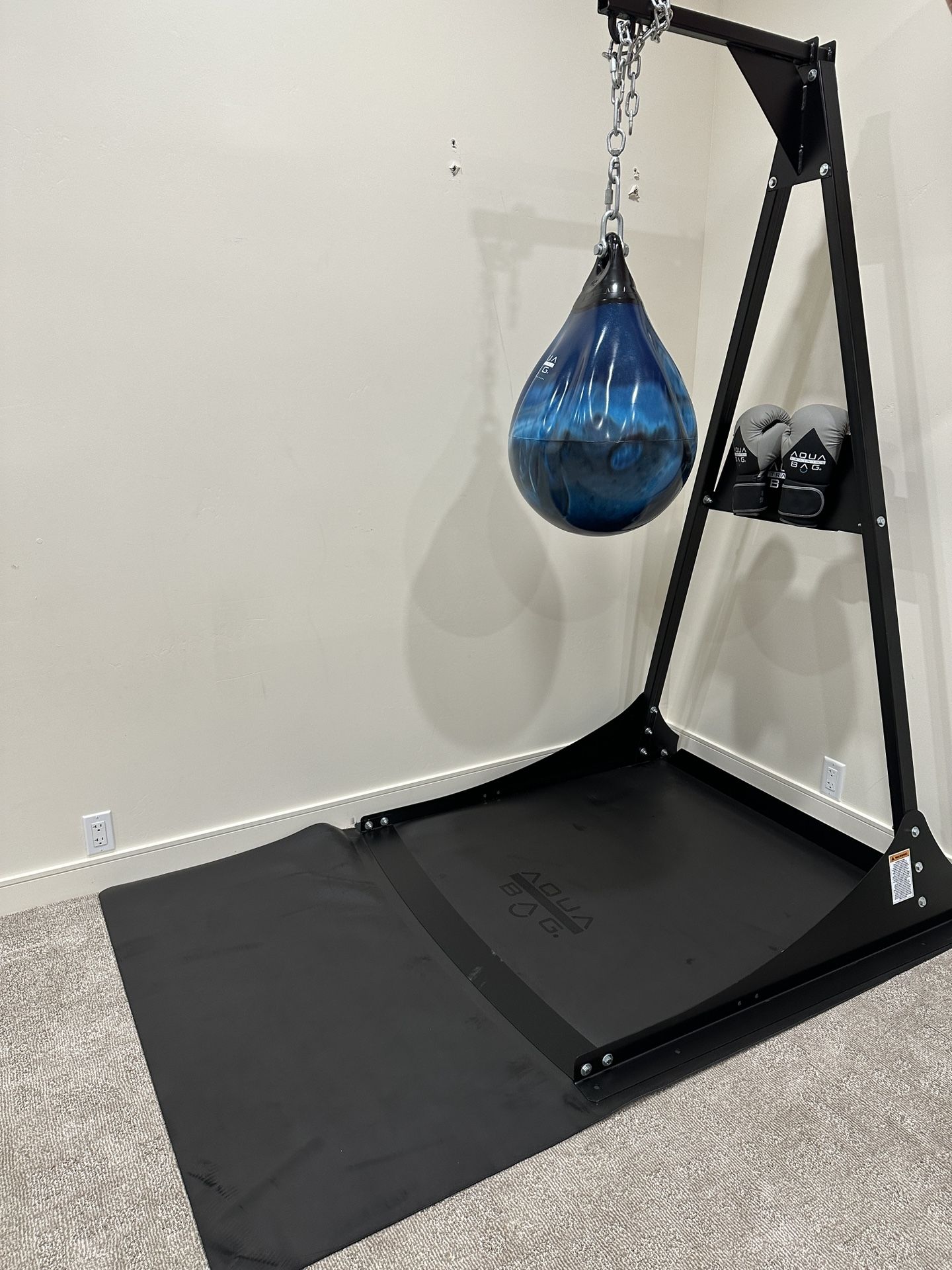 Aqua Training Bag, Gloves, Stand and Mat (Water Filled Punching Bag For Boxing)