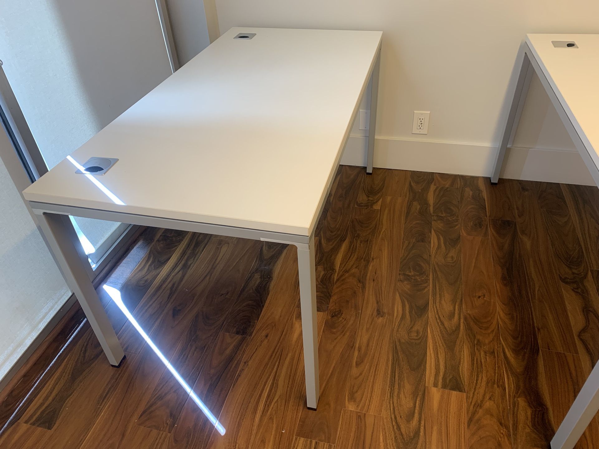 Desk /table White 30”x60”