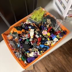 Perfect Condition Huge Lego Lot With Many Figures