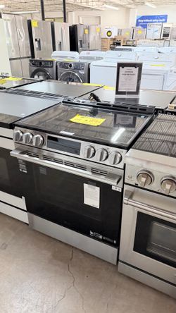 LG SLIDE IN ELECTRIC STOVE