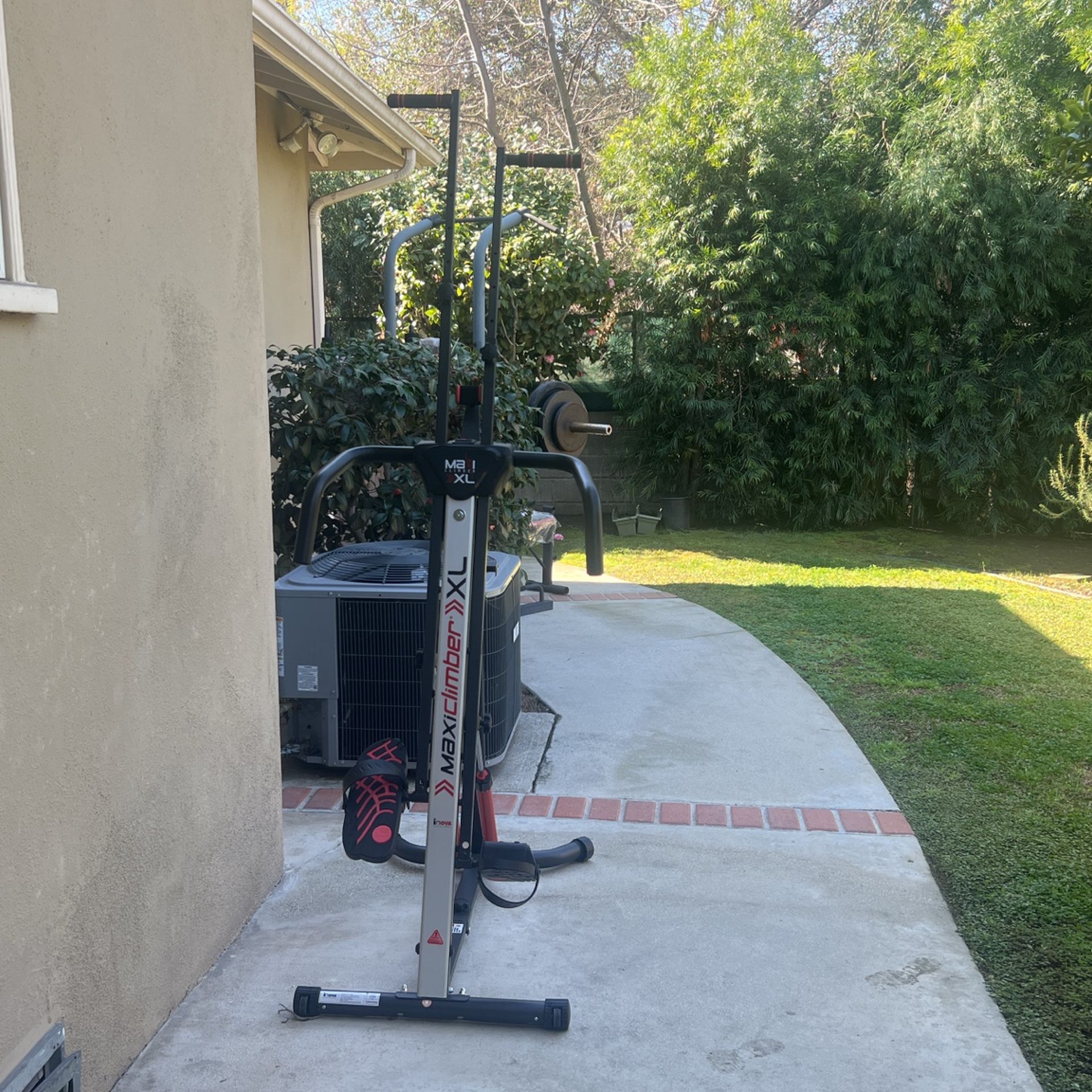 Maxi Mountain Climber