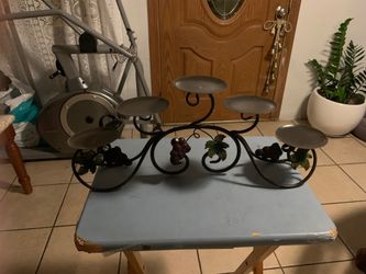 Candle holder