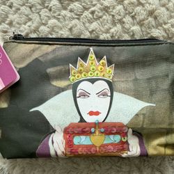 SNOW WHITE EVIL QUEEN Makeup Bag
