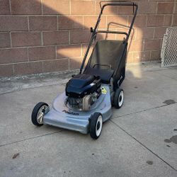 Poulan Push Lawn Mower