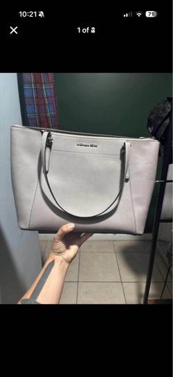 Micheal khors purse & Wallet