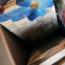 Assorted Wall Pictures & Decor