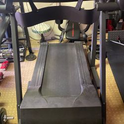 Treadmill 