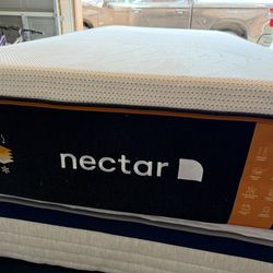 Nectar premier copper TwinXL mattress