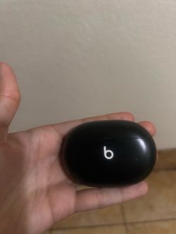 Beats Studio Buds