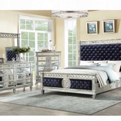 New! Elegant Mirrored Varian Designer Queen Bedroom Set 