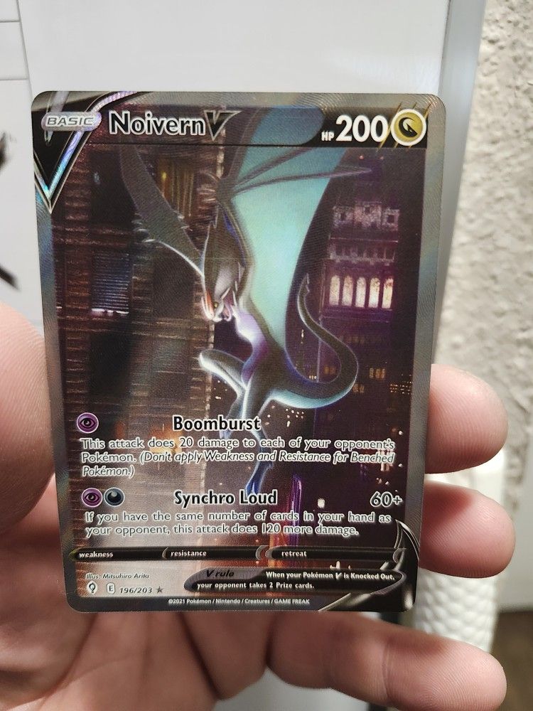 Noivern V Alt Art Pokémon Card