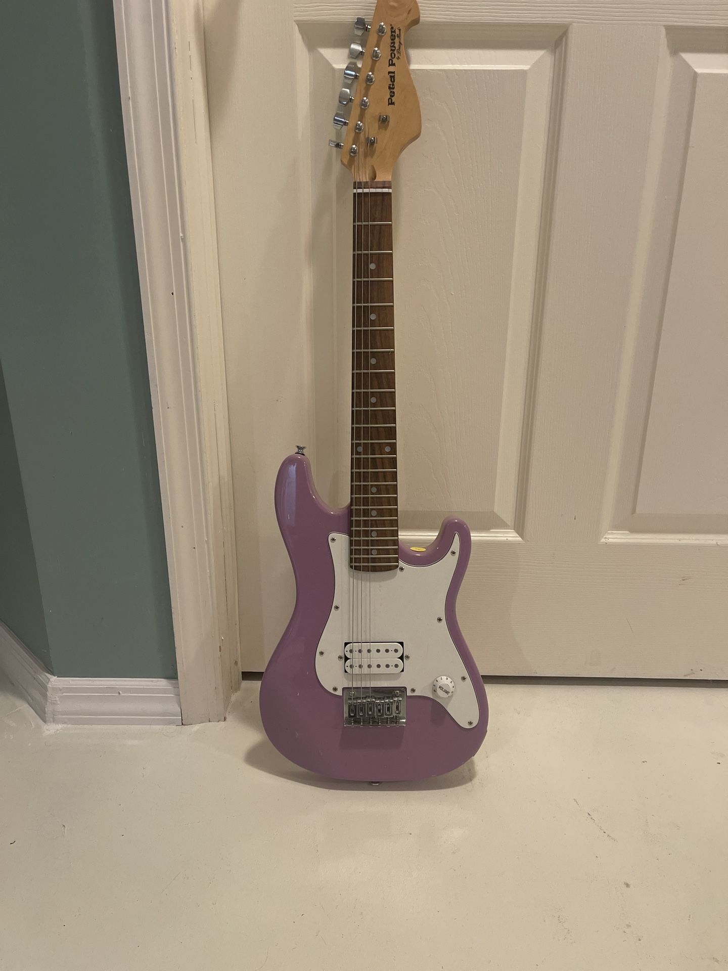Petal Power Youth Guitar