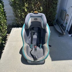 Chicco Car seat 